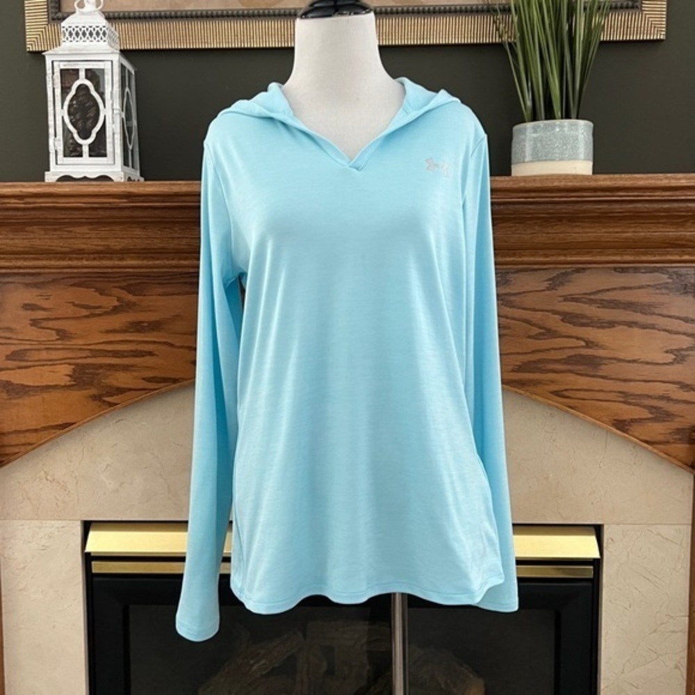 Under Armour Women's Blue Loose Fit Heatgear Hooded Long Sleeve Top Sz. M NWOT